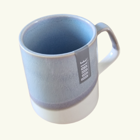 Tasse à thé dégradé de bleu